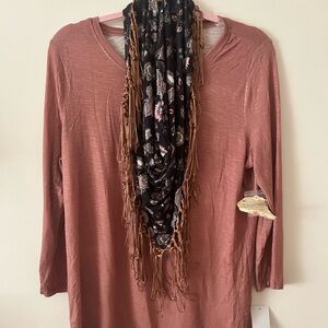 Women's Rust Top with Floral Scarf